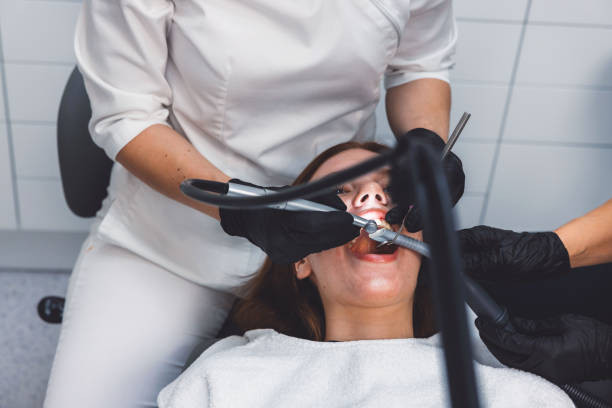 Best Emergency Denture Repair in Loughman, FL